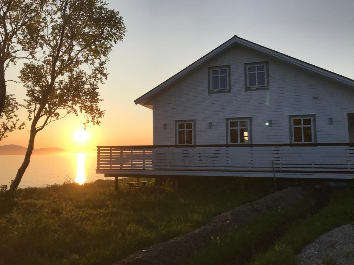 Heggelund Villa Svensby Exterior photo